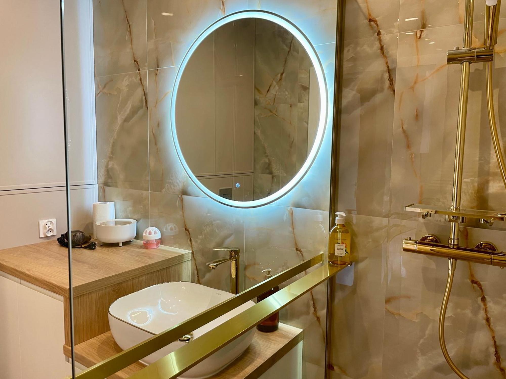Apartment Z Widokiem Na Jezioro I Garazem