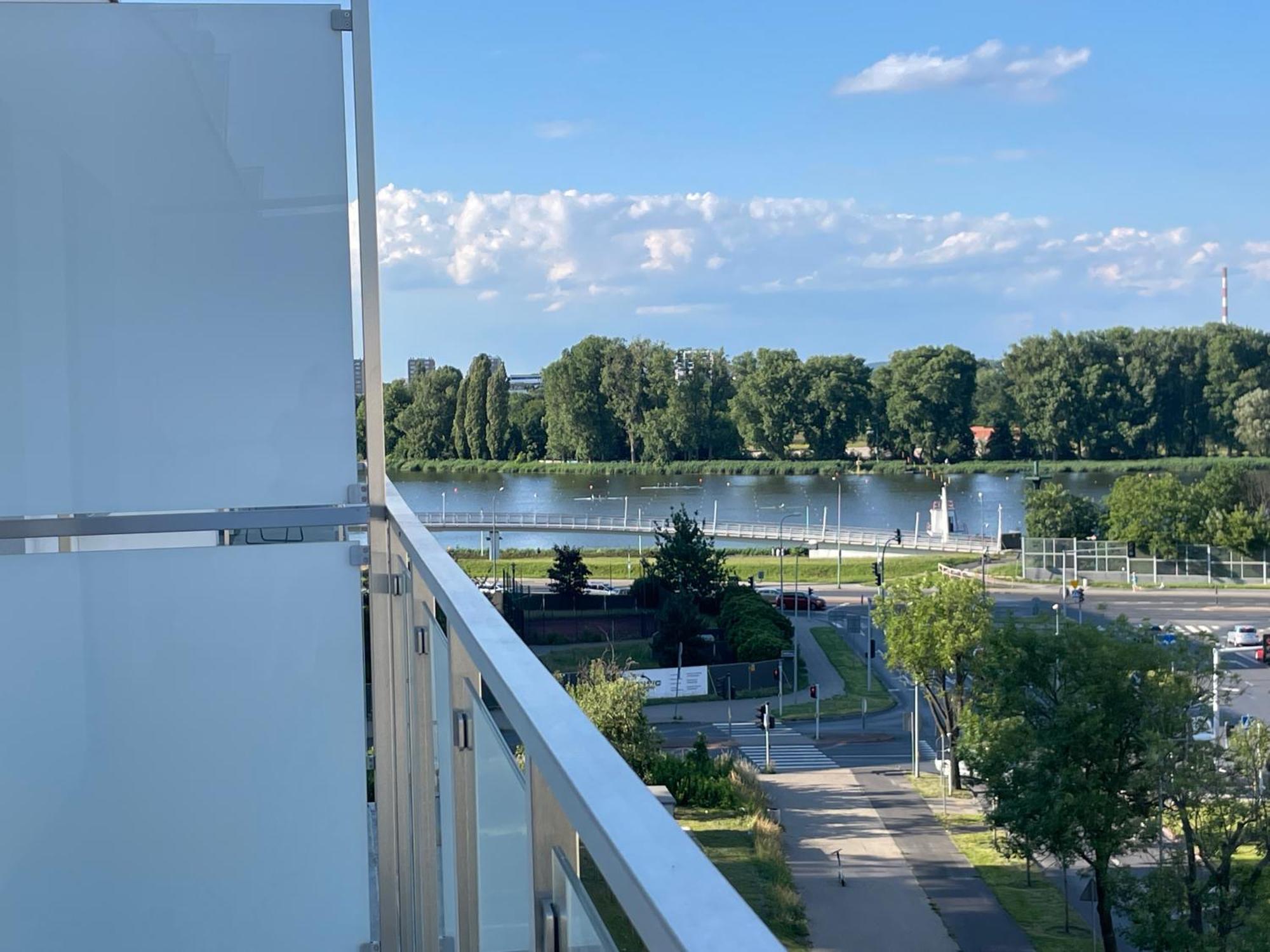Z Widokiem Na Jezioro I Garazem Apartment Poznan