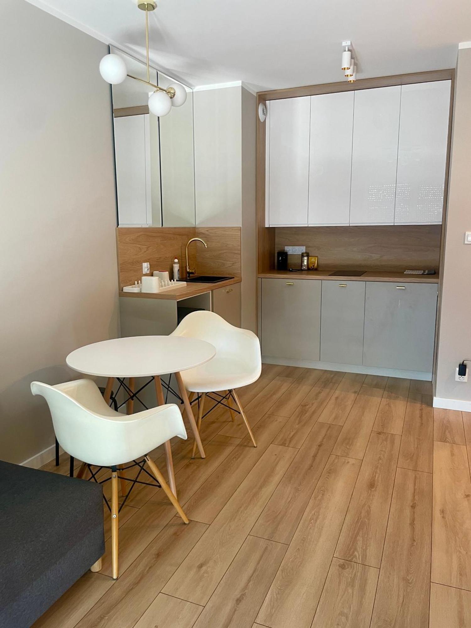 Z Widokiem Na Jezioro I Garazem Apartment
